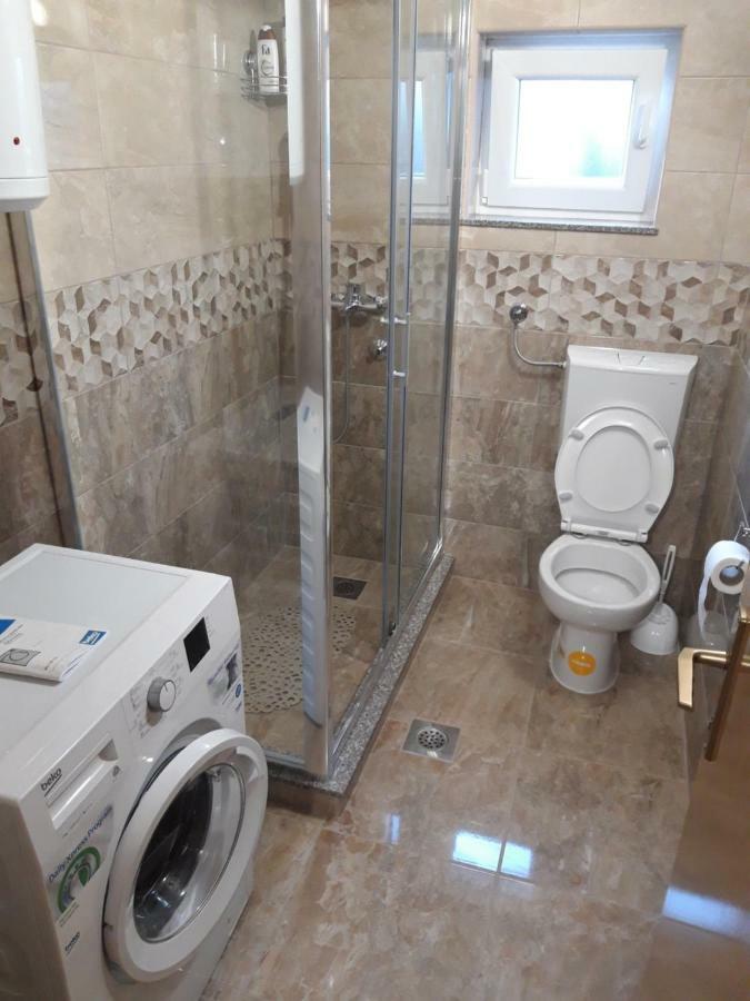 Apartman Milos Требинье Экстерьер фото